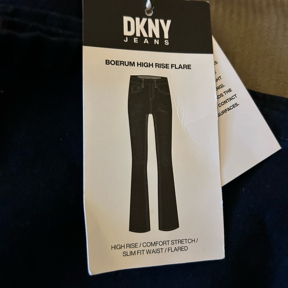 DKNY Boerum Highrise Flare Jeans Sz 32/14 NWT!! - Picture 3 of 9